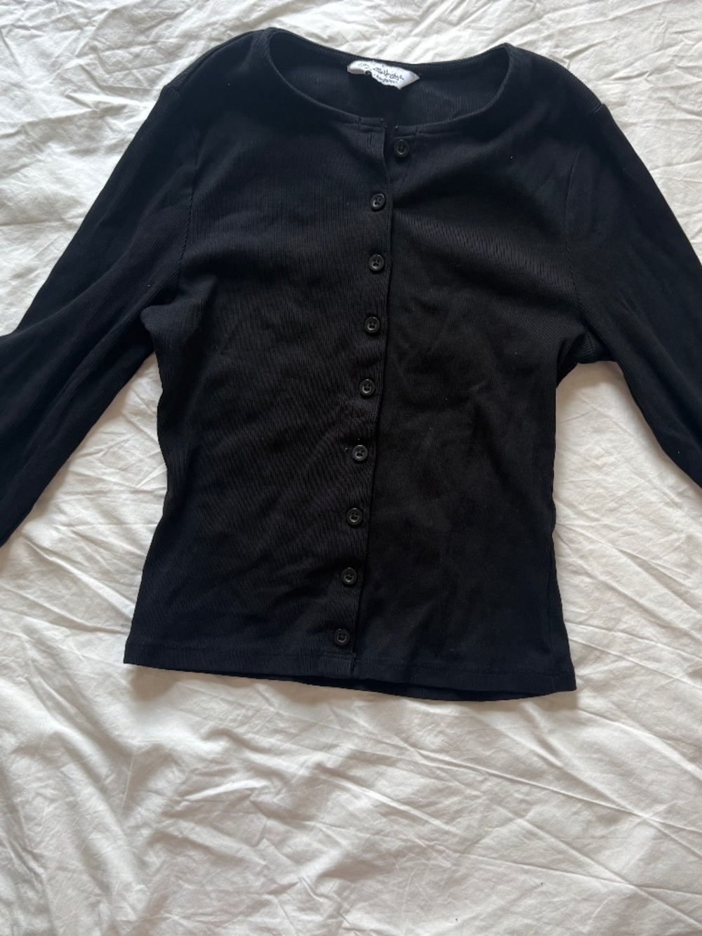 Miss Selfridge black long sleeved, button up ribbed crop top size 6 (runs small)